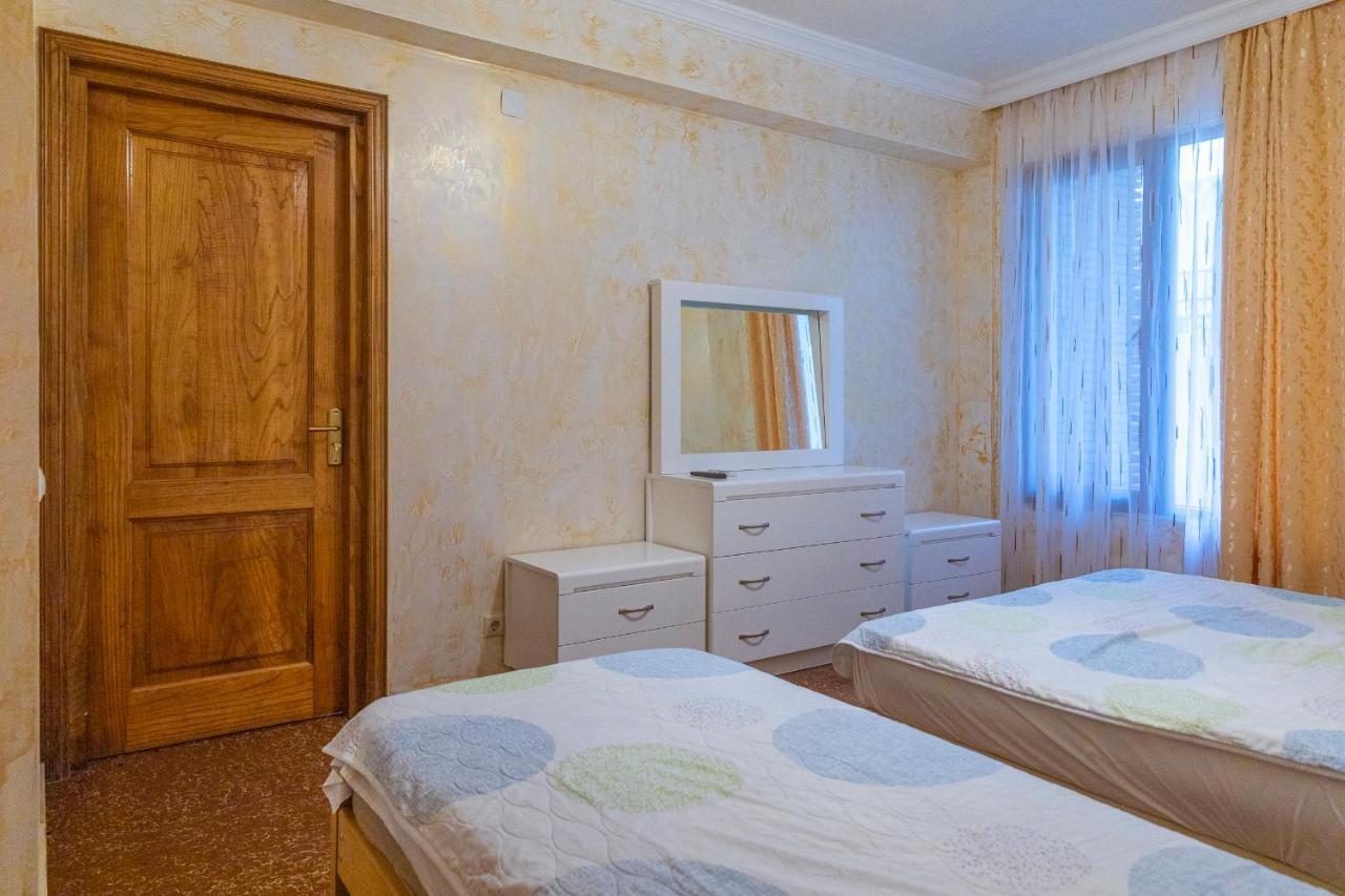 Samni Hotel Ureki Esterno foto